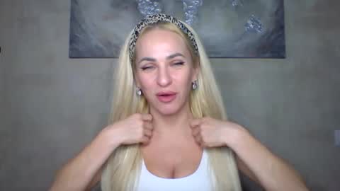 marianna1977 online show from March 2025 11:37:02 PM