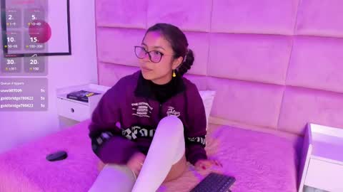 Snapshot of marianna_ray_ chatting on March 2025 10:34:02 PM marianna_ray_ online show from March 2025 10:34:02 PM