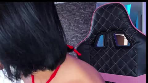 M A R I A N E online show from March 2026 06:57:02 PM