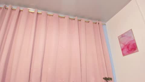 Snapshot of marianrosse chatting on March 2026 04:18:01 AM marianrosse online show from March 2026 04:18:01 AM