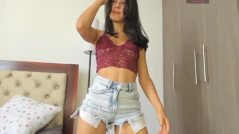 Antonia online show from February 2025 04:25:01 PM