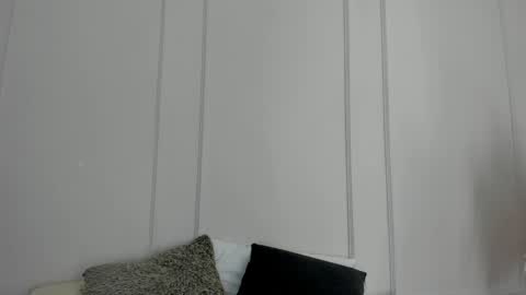 Maria Pettit online show from April 2026 12:06:01 PM