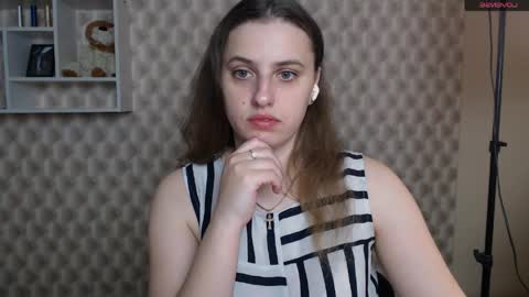 Snapshot of mariatess_ chatting on April 2026 09:33:02 AM Mariia online show from April 2026 09:33:02 AM