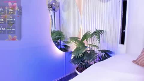 Maria online show from October 2025 05:37:02 PM