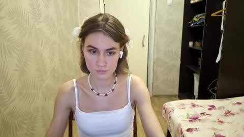 Elianor online show from April 2026 02:47:02 PM