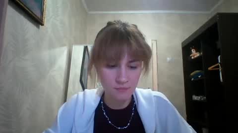 Elianor online show from April 2026 05:52:02 PM