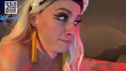 Mari online show from December 2024 04:36:02 PM