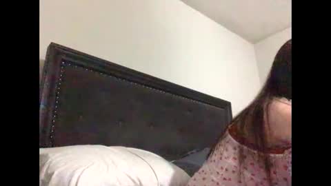 marie00090 online show from May 2026 06:29:02 AM