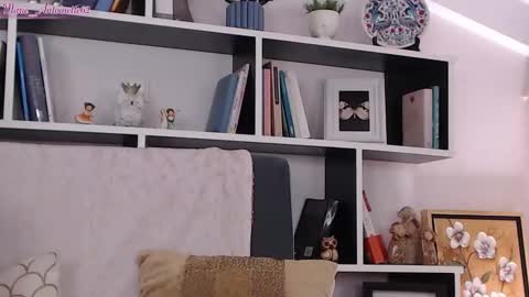 Snapshot of marie_antoinette62 chatting on November 2025 10:30:02 PM Maria online show from November 2025 10:30:02 PM