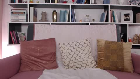 Snapshot of marie_antoinette62 chatting on December 2025 04:04:01 PM Maria online show from December 2025 04:04:01 PM