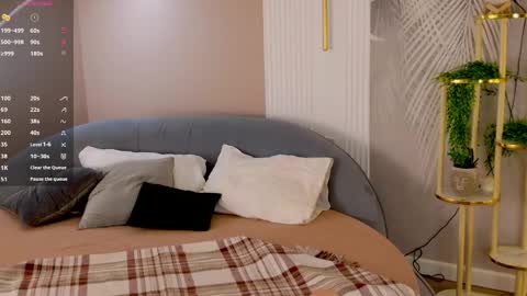 Marie LEAVE YOUR  WITH ME online show from May 2026 05:12:02 AM