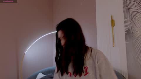 Marie LEAVE YOUR  WITH ME online show from May 2026 05:16:02 AM