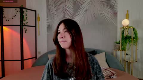 Marie LEAVE YOUR  WITH ME online show from June 2026 05:09:02 AM