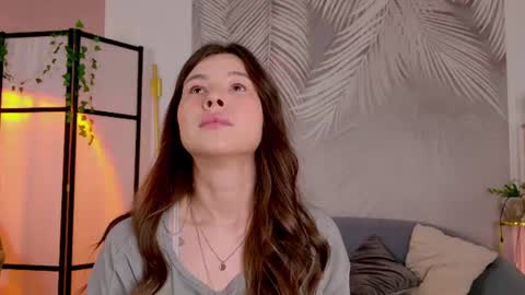 Marie LEAVE YOUR  WITH ME online show from July 2026 05:10:02 AM