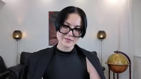 Marie Fitch online show from May 2026 11:55:01 PM