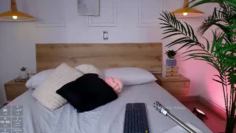 Mary online show from July 2026 03:00:02 AM