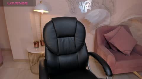 Snapshot of mariejane2 chatting on December 2024 10:34:01 AM Im Marie Jane online show from December 2024 10:34:01 AM