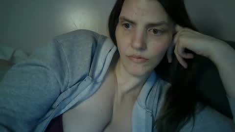 Snapshot of mariejojo chatting on October 2025 09:43:02 PM Mariejojo online show from October 2025 09:43:02 PM