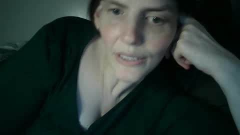 Snapshot of mariejojo chatting on October 2025 03:54:02 AM Mariejojo online show from October 2025 03:54:02 AM