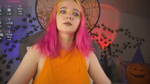 Snapshot of mariel_a_gold chatting on October 2025 05:22:01 AM Mariel Gold online show from October 2025 05:22:01 AM