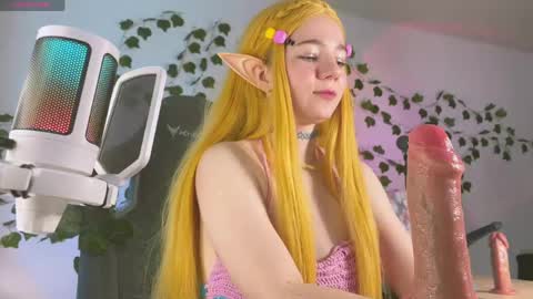 Mariel Gold online show from June 2026 08:28:02 AM