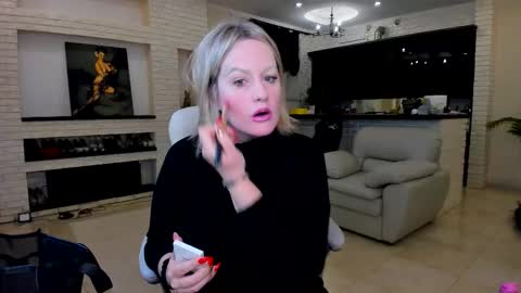 mariemlui online show from February 2026 07:49:01 AM