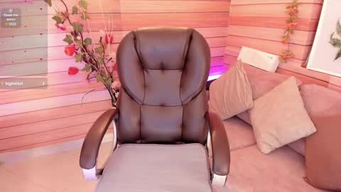 Snapshot of marien_thomson_ chatting on March 2025 09:59:01 PM Marien online show from March 2025 09:59:01 PM