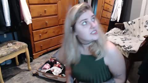 marigoldrue online show from September 2025 02:48:02 AM