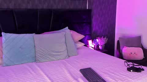 Mariana online show from January 2025 05:42:02 PM