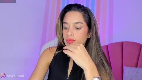 Snapshot of mariilyn_rouse_ chatting on December 2024 11:52:02 PM Marilyn online show from December 2024 11:52:02 PM