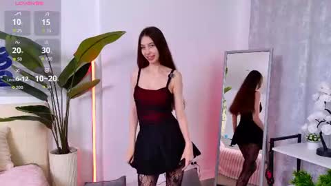 Snapshot of marilyn_lavelle chatting on July 2026 04:08:01 AM Naomi online show from July 2026 04:08:01 AM