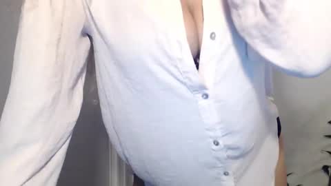 Snapshot of marilyndevilish chatting on December 2024 10:51:02 PM MarilynDevilish online show from December 2024 10:51:02 PM