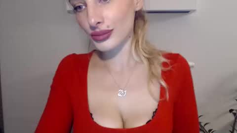 Snapshot of marilyndevilish chatting on January 2025 04:06:02 PM MarilynDevilish online show from January 2025 04:06:02 PM