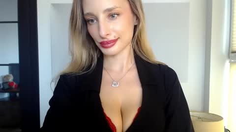 Snapshot of marilyndevilish chatting on February 2025 11:35:02 AM MarilynDevilish online show from February 2025 11:35:02 AM