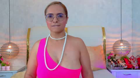 Snapshot of marilynvega77 chatting on May 2026 08:49:02 PM Marilyn Vega online show from May 2026 08:49:02 PM