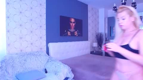 Snapshot of marimais chatting on February 2026 07:50:01 AM Mary Mais online show from February 2026 07:50:01 AM