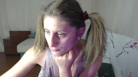 FOREVER YOURS online show from April 2026 06:53:02 PM