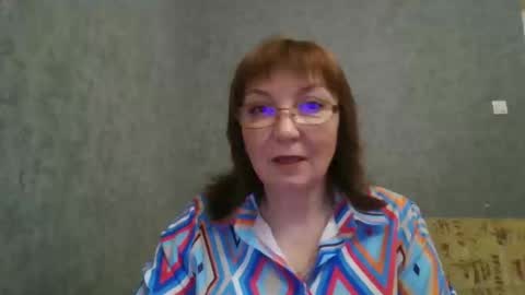 marinamrs online show from October 2025 05:01:01 PM