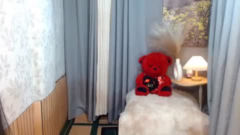 Snapshot of mariposa_911 chatting on March 2026 10:38:01 PM LEAH online show from March 2026 10:38:01 PM