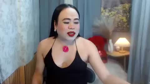 Snapshot of mariposa_911 chatting on March 2026 08:01:02 PM LEAH online show from March 2026 08:01:02 PM