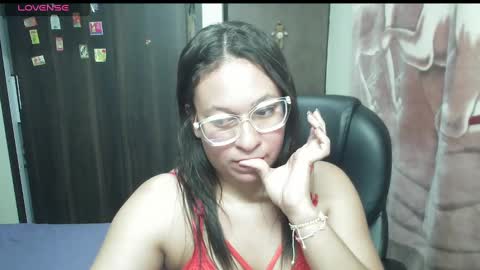 maritsa online show from February 2025 03:23:02 PM