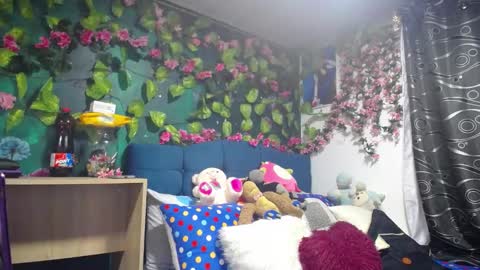 Snapshot of maritza_ferrerr chatting on December 2024 05:15:02 AM Maritza Ferrer -Samara Beltran online show from December 2024 05:15:02 AM