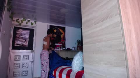 Snapshot of maritza_ferrerr chatting on January 2025 01:20:02 PM Maritza Ferrer -Samara Beltran online show from January 2025 01:20:02 PM