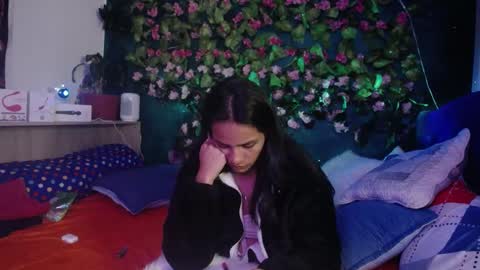 Snapshot of maritza_ferrerr chatting on January 2025 06:54:01 AM Maritza Ferrer -Samara Beltran online show from January 2025 06:54:01 AM