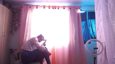 Snapshot of maritza_ferrerr chatting on January 2025 10:06:01 PM Maritza Ferrer -Samara Beltran online show from January 2025 10:06:01 PM