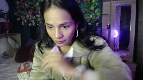 Snapshot of maritza_ferrerr chatting on February 2025 04:59:02 AM Maritza Ferrer -Samara Beltran online show from February 2025 04:59:02 AM