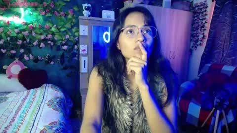 Snapshot of maritza_ferrerr chatting on February 2025 08:34:02 PM Maritza Ferrer -Samara Beltran online show from February 2025 08:34:02 PM