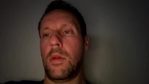 Snapshot of mark__39 chatting on November 2025 12:43:02 AM Mark online show from November 2025 12:43:02 AM