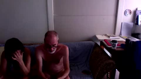 mark_and_lola online show from February 2026 10:41:01 PM