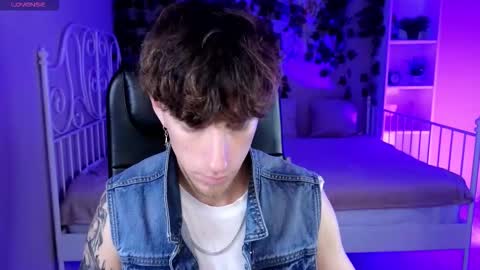 mark_caron online show from October 2025 08:07:02 PM